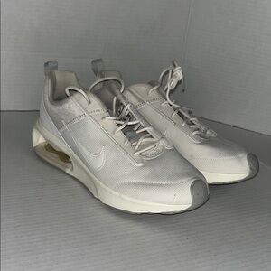 Nike Women's Air Max INTRLK lite Athletic Shoes - Cream and Gray